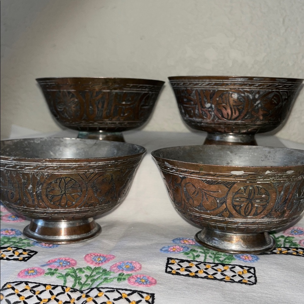 Set of 4 Antique Hand-Etched Brass Pedestal Bowls Middle Eastern Style Heavy